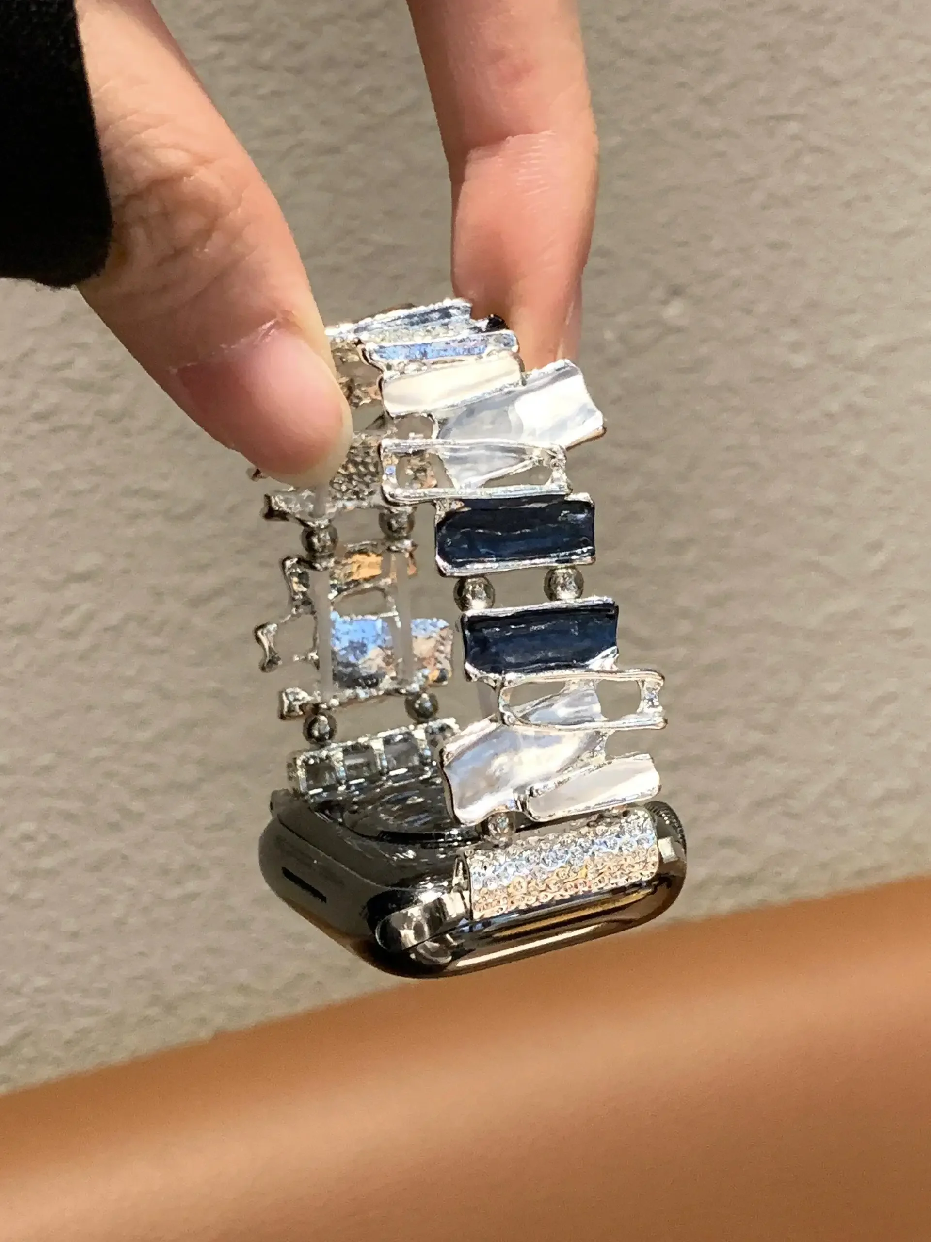 Elastic Force Bracelet for Smartwatch Strap