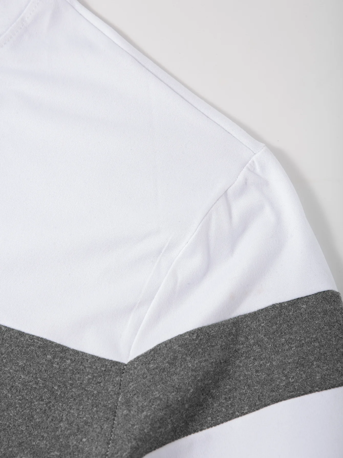 2025 Autumn/Winter Fashion Men's Long Sleeve T-shirt - Quality Construction