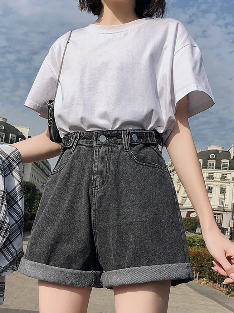FTLZZ Chic High-Waist Buttoned Denim Shorts