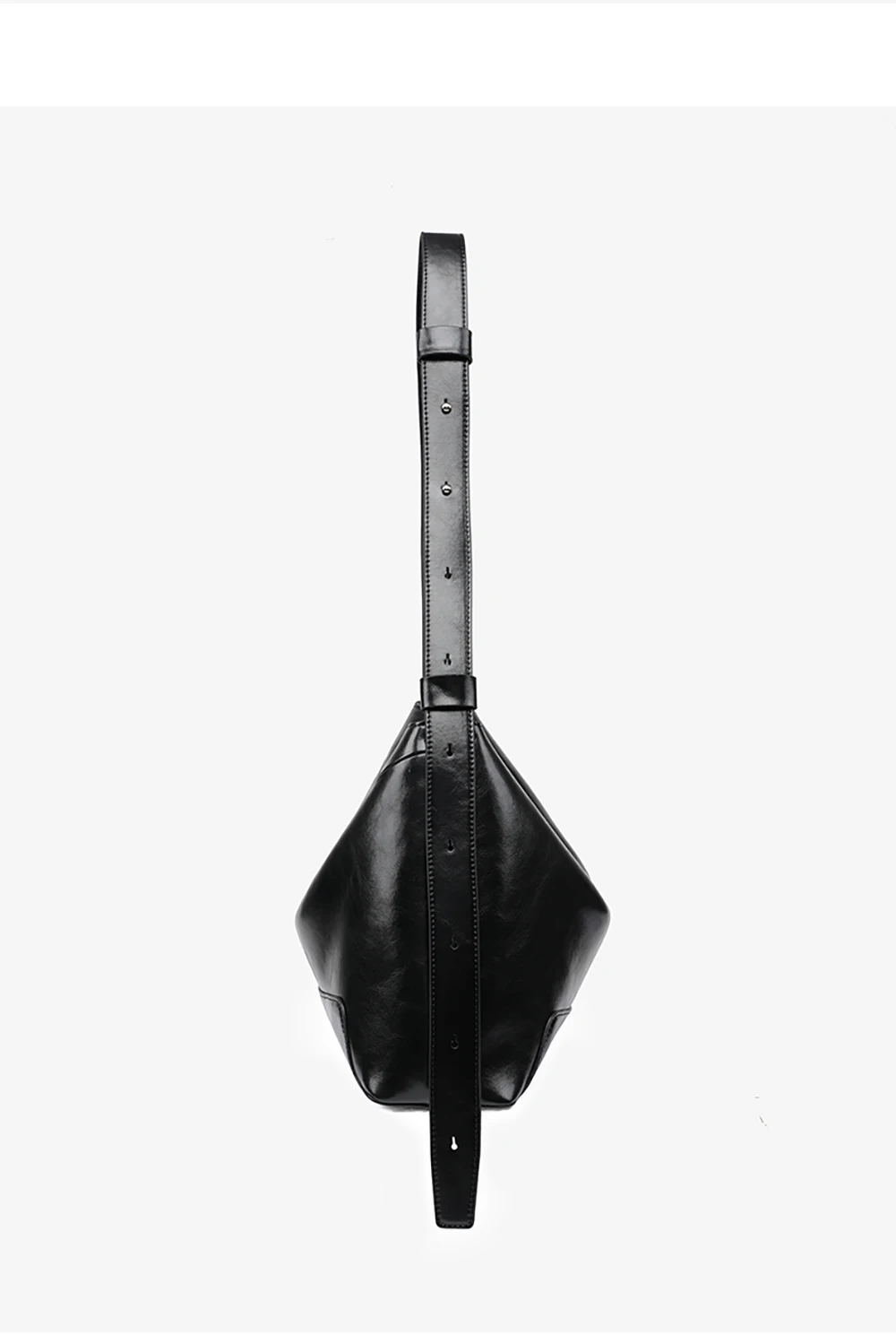 Side hardware detail