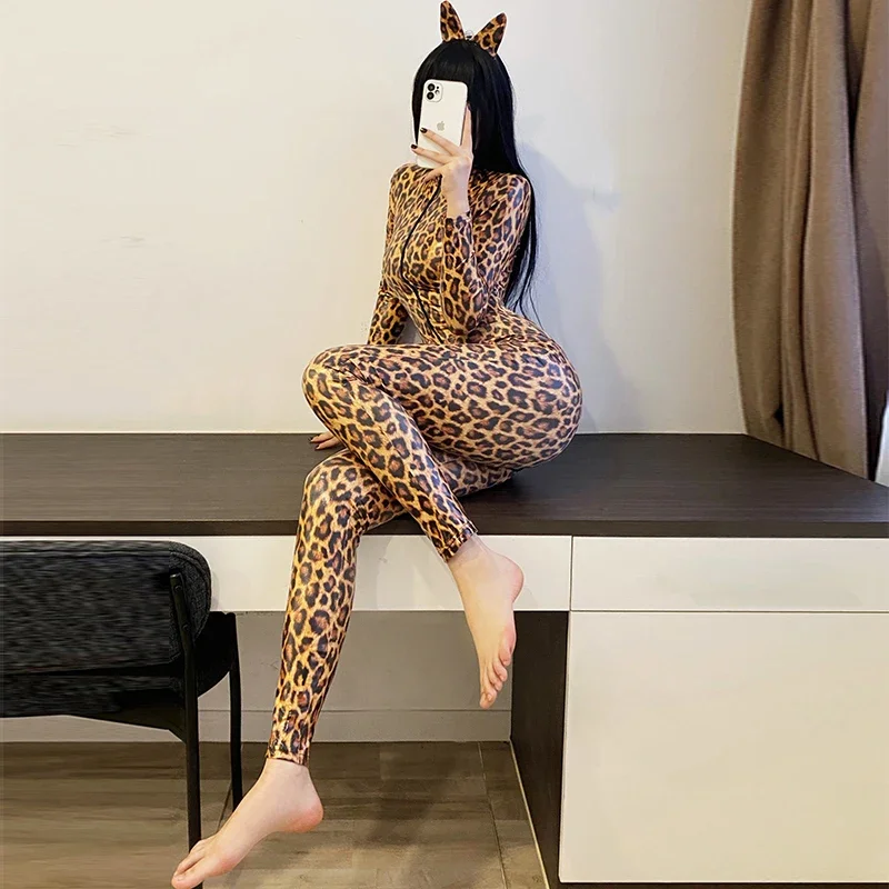 Sexy Leopard Jumpsuits Women Wet Look Faux Leather Catsuit Erotic Allure Zipper Open Crotch Porn Bodysuit Mistress Sex Costumes