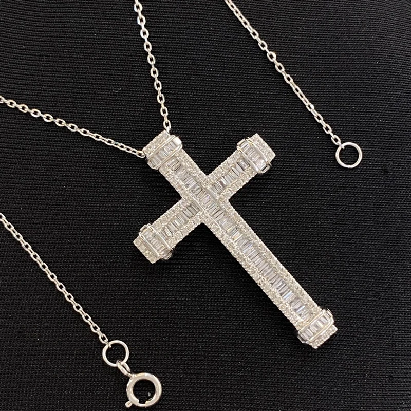 LUOWEND 18K White Gold Necklace Real Natural Diamonds 0.70carat Pendant Elegant Cross Shape Exquisite Jewelry Gift for Women