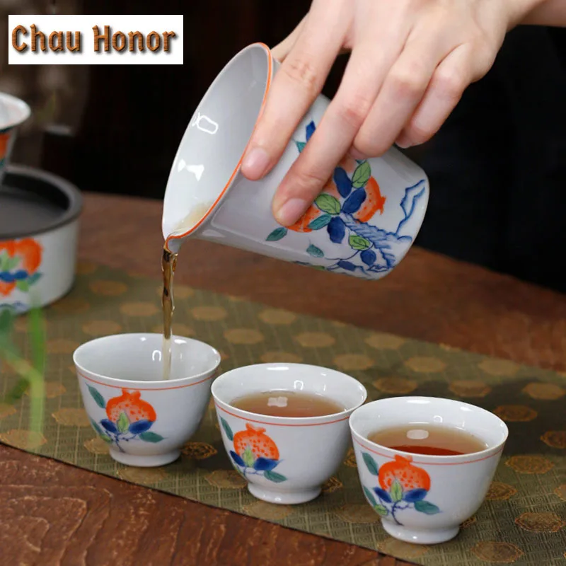 180ml Hand Painted Pomegranate Ceramic Justice Cup Handmade Tea Maker Cup Tea Pitcher Dispenser Kung Fu Tea Cha Hai Tea Ceremony