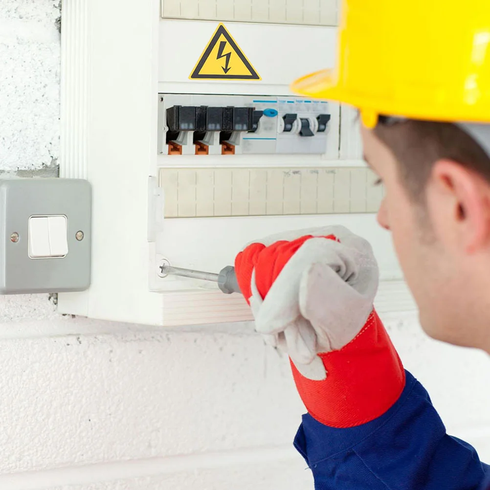 Рисунок 3 - Наклейки с логотипом