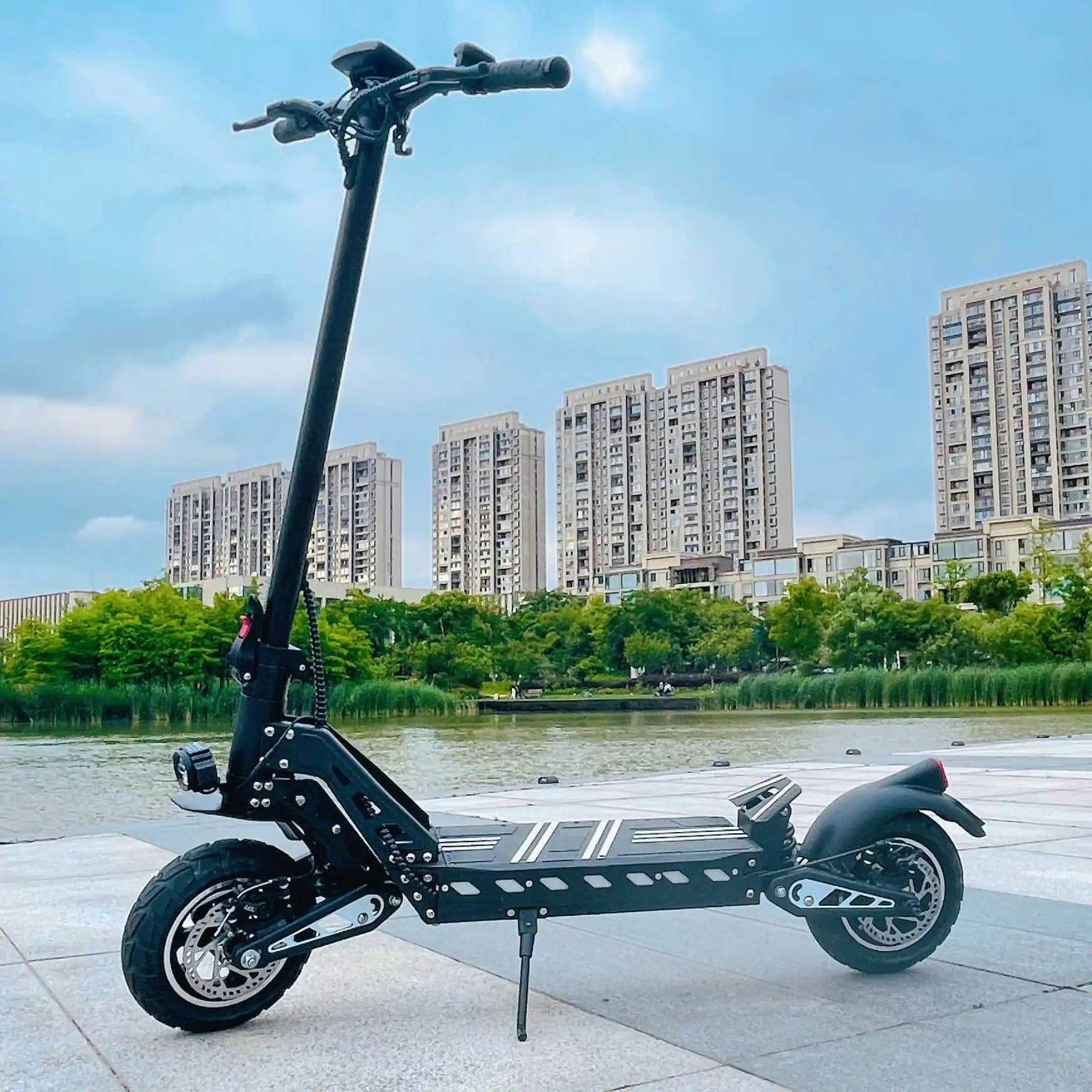 1400W Off-Road Electric Scooter 2