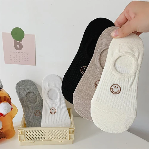 여성용 웃는 얼굴 자수 흑백 양말, 얇은 얕은 입, 보이지 않는 미끄럼 방지 실리콘 보트 양말, 5 켤레 여름 4