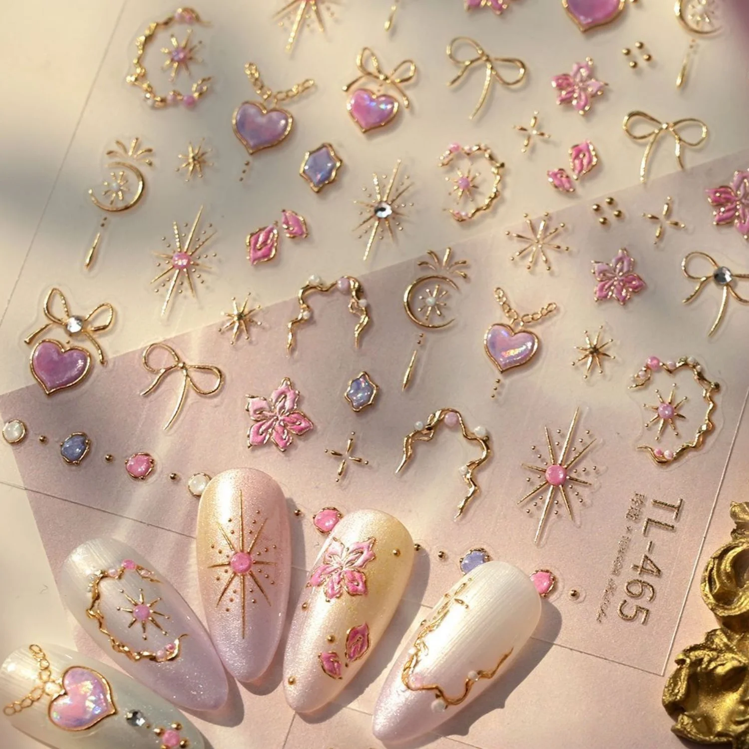 Lila Rosa Herz 5D Nagelkunst-Aufkleber Goldrand Kirschblüte Stern Achteckiger Stern Perle Schleife Edelstein Selbstklebende Nagelsticker DIY – Detail 2