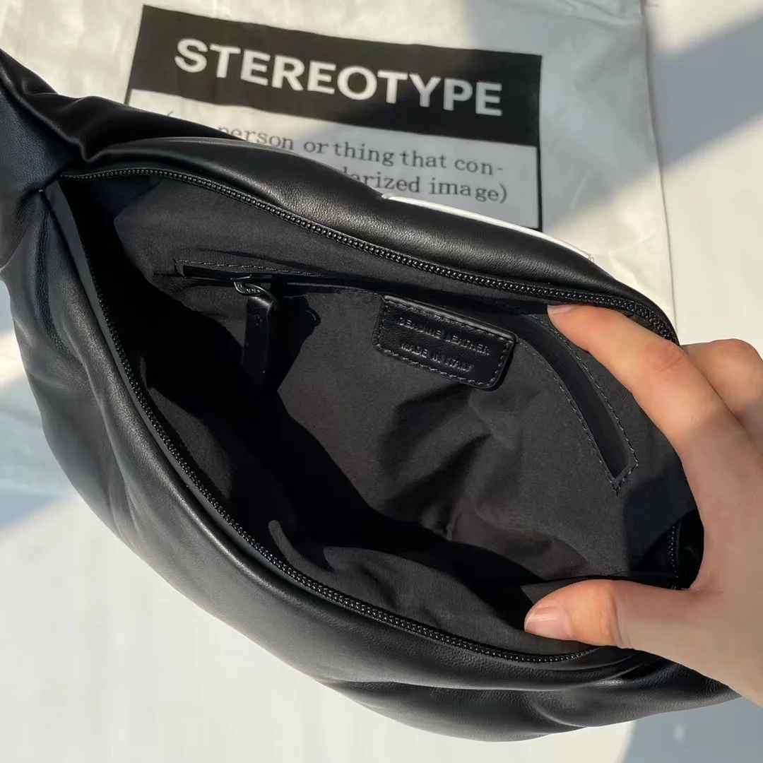 Luxury brand leisure messenger bag waist bag cloud bag sheepskin unique design