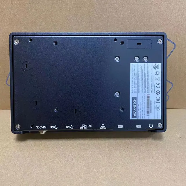 Универсальный 7-дюймовый ПК с процессором Celeron N3350/Pentium N4200 (UTC-307G) UTC-307GP-B2B2E 6