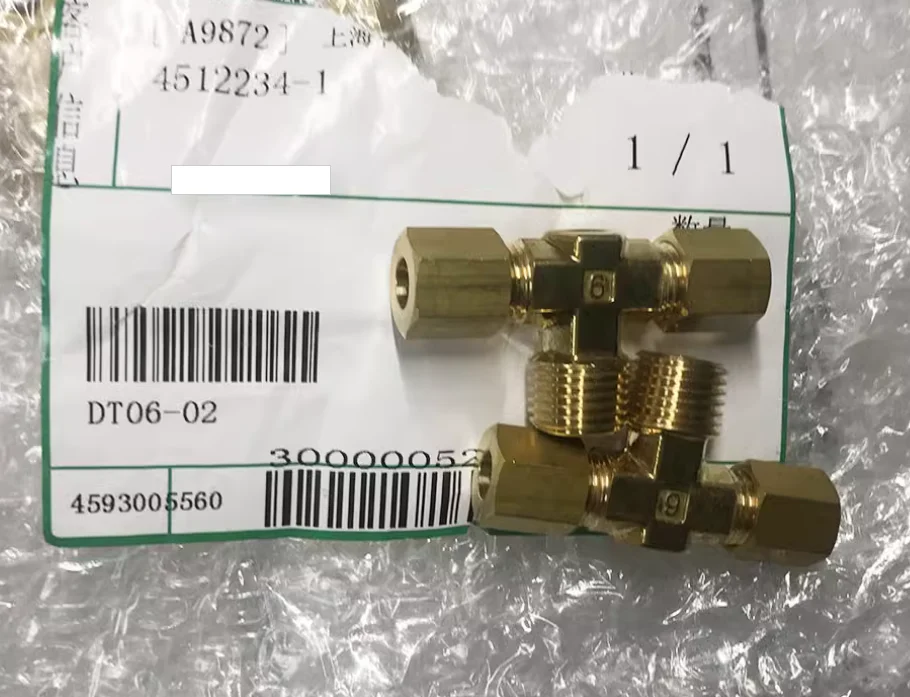 

4PCS New SMC original card cover connector DT06-02