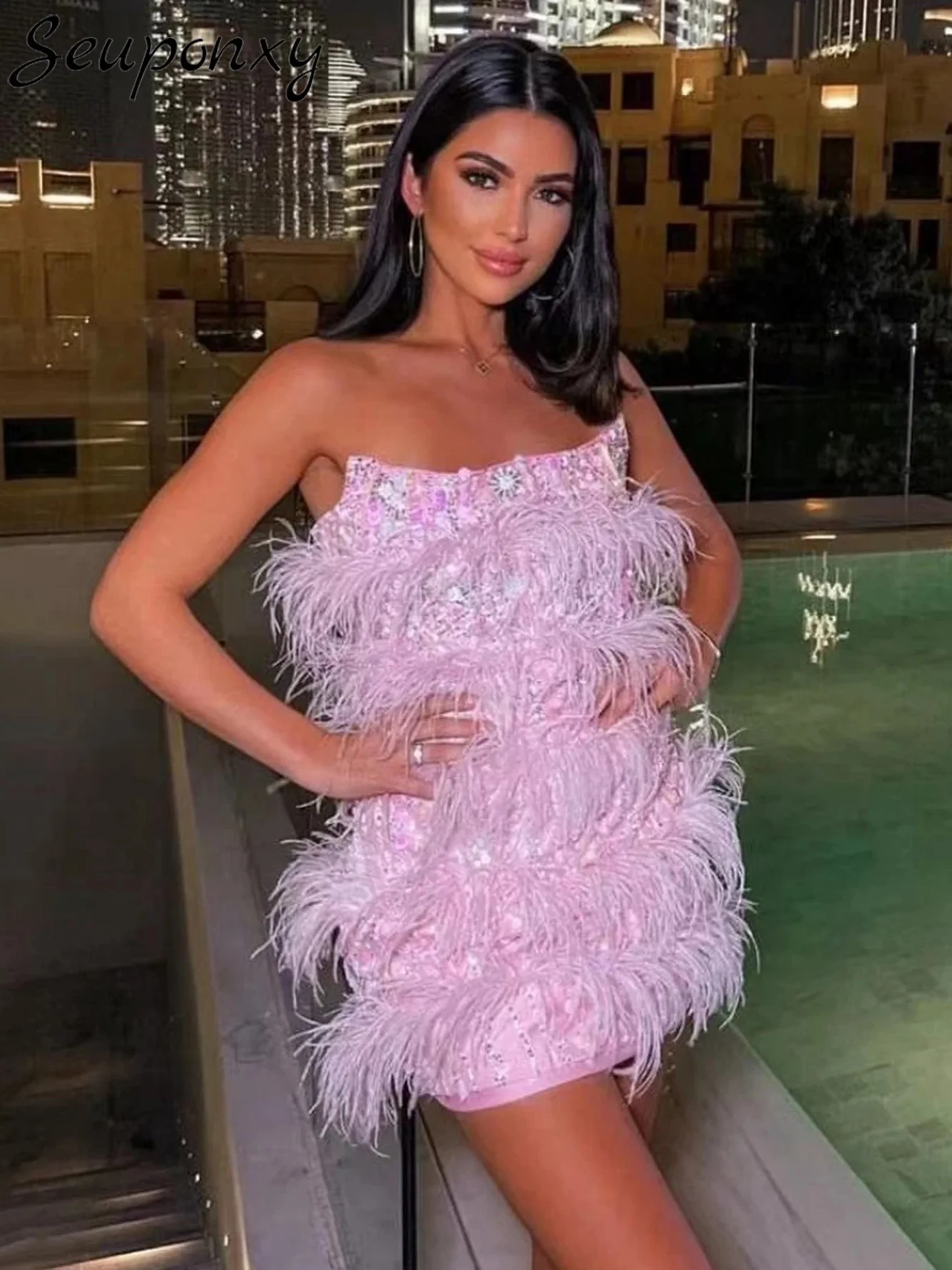 

High Quality Pink 2023 New Summer Women'S Mini Dress Sexy Strapless Feather Luxury Sequins Elegant Party Club Dress Vesidos