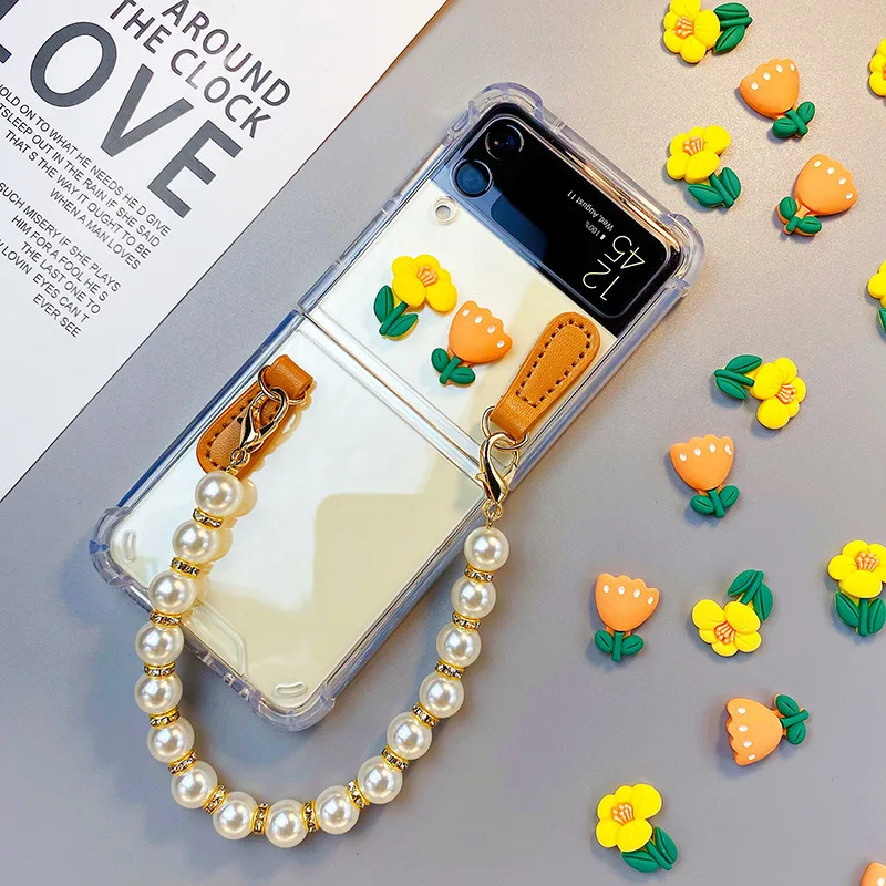 

Vintage Case for Samsung Z Flip4 Case with Pearl Chain Cute Cartoon Soft TPU+PC Shell for Galaxy Z Flip 4 Case with Lanyard