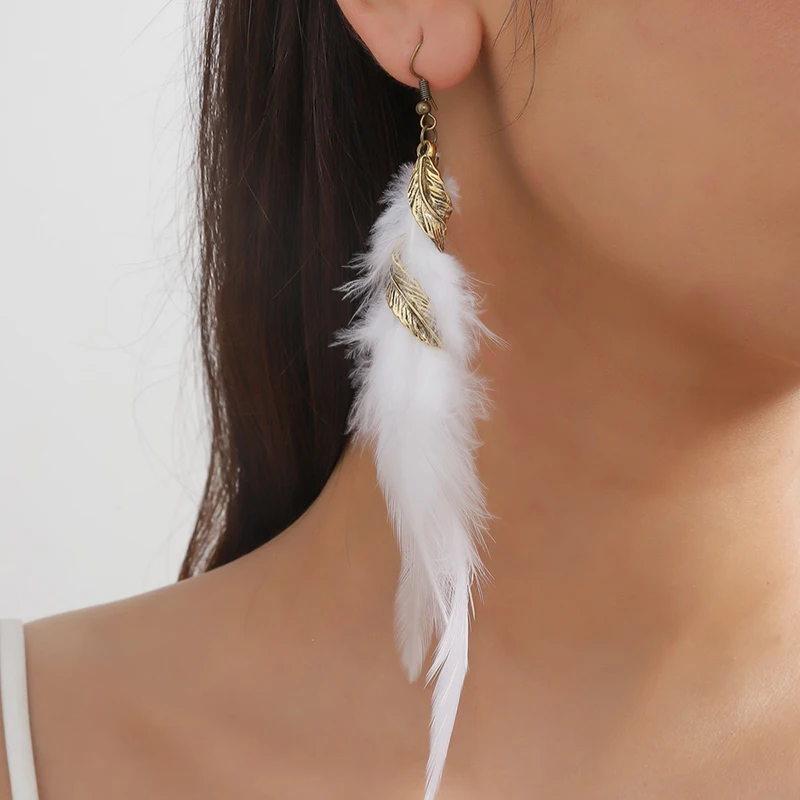 Vintage übertriebene lange unregelmäßige Feder ohrringe für Frauen Boho Gold Farbe Twist Leaf Ohrring Party Urlaub täglichen Schmuck