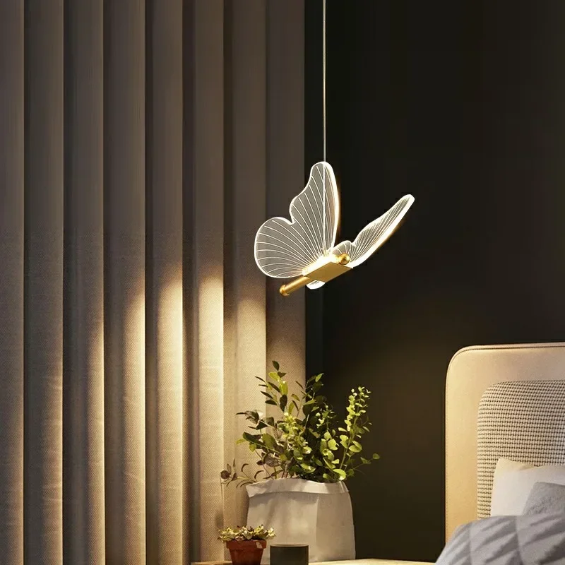 

Butterfly bedside chandelier Long line modern minimalist bedroom light Luxury restaurant light bar LED small chandelier