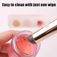 Silicone Lip Brush With Cover Cap Concealer Brush Like Fingertips Q Soft Lipstick Makeup Brushes Round Head No Broken 2