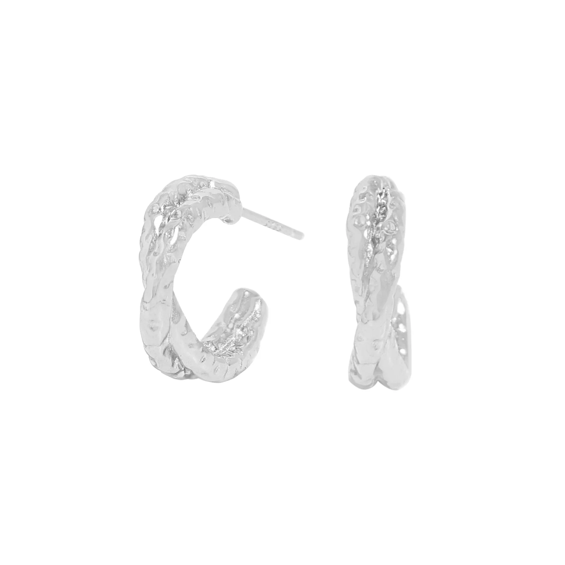 

Маленькие и роскошные серьги со складками в виде виноградной лозы