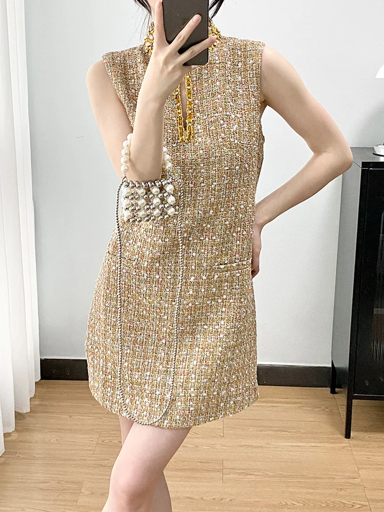 Elegant Tweed Beaded Stand Vest Dress Fashion Gold Hollowed Out Sleeveless Short Dresses Women 2025 New Spring Summer A8299