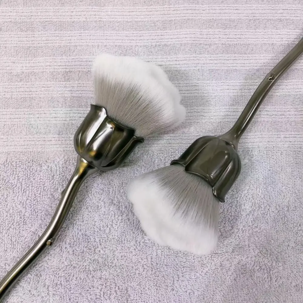 Pennelli Per Trucco A Forma Di Rosa Creativi Pennelli Per Fondotinta Grandi Pennelli Per Trucco In Polvere Soffice Grigio Argento Pennelli Kabuki Eleg