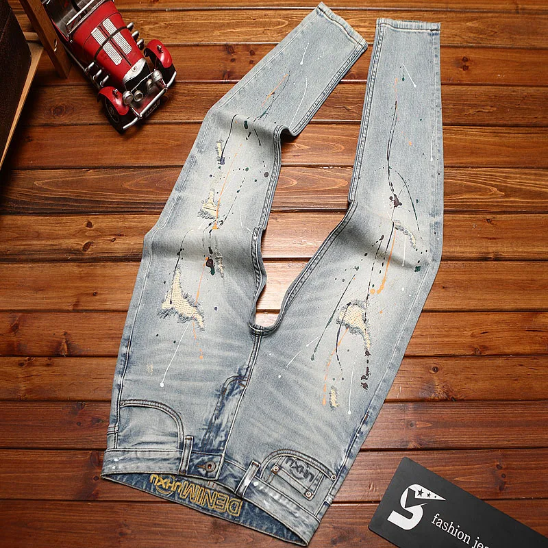 Ripped patch jeans for men, slim fit with small feet, splashed ink print, washed retro nostalgic fashion pants