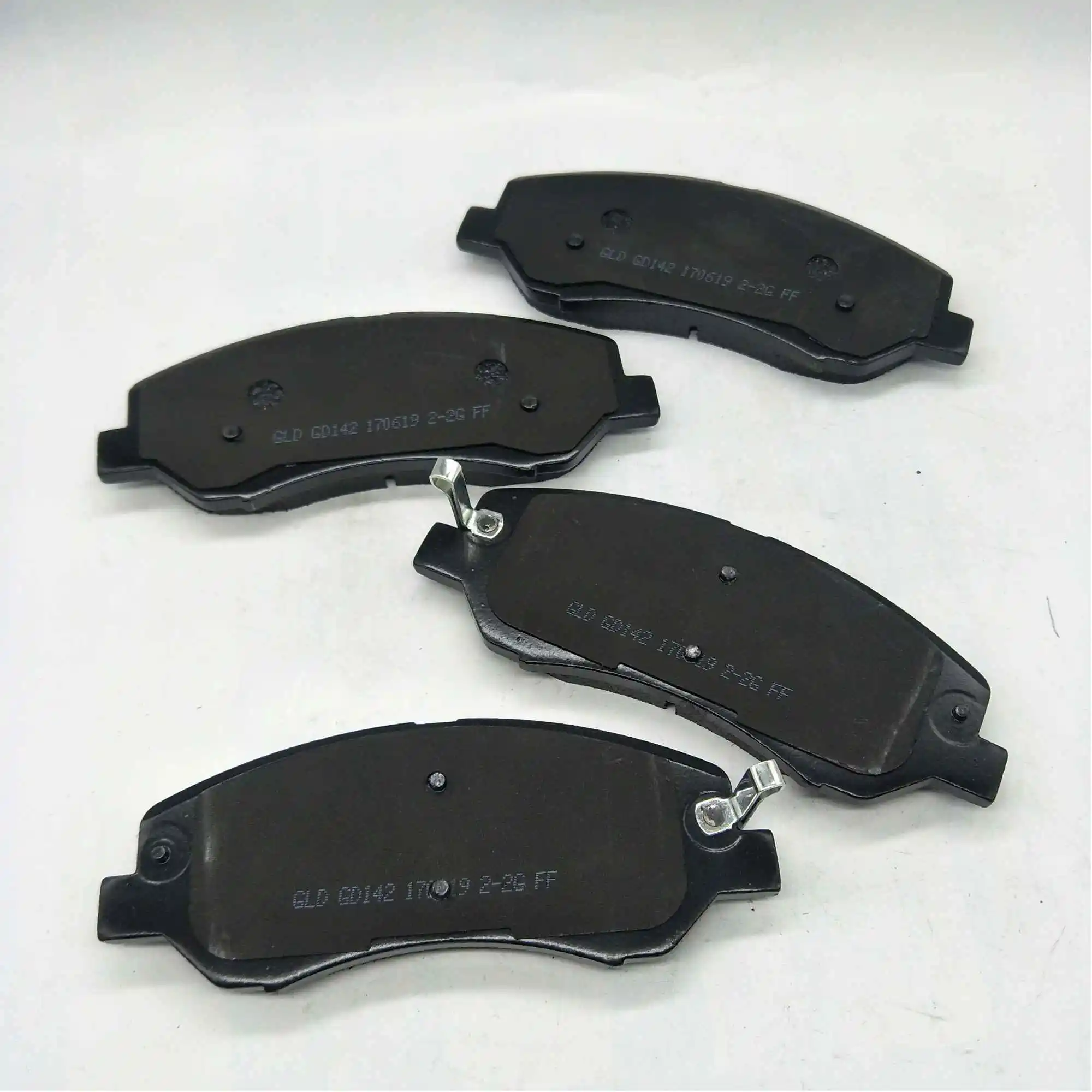 High quality Brake Pads Front & rear for maxus LDV G10 GD142 GD143