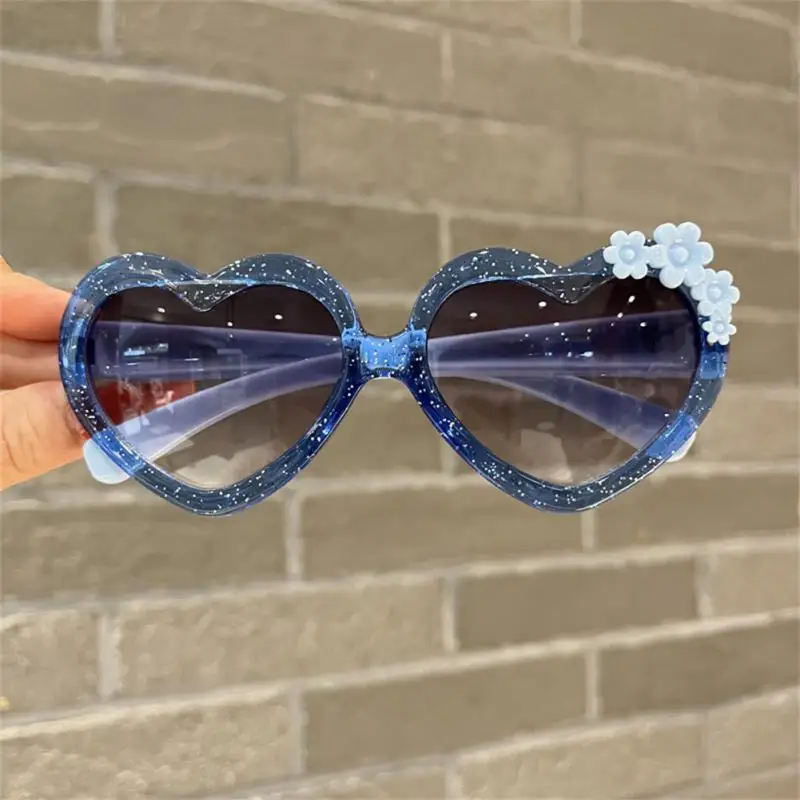 Fashion Heart-Shape Sunglasses for Girls Boys Cute Cartoon Flower Sun Glasses Outdoor Sun Protection Children Lovely Glasses