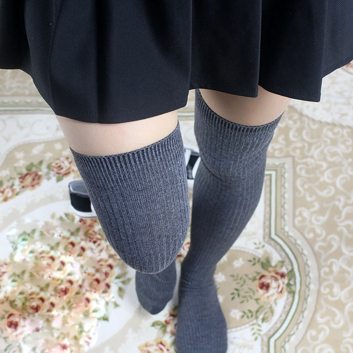 Women's socks over the knee pile pile socks knitted socks cotton breathable trend socks explosion models