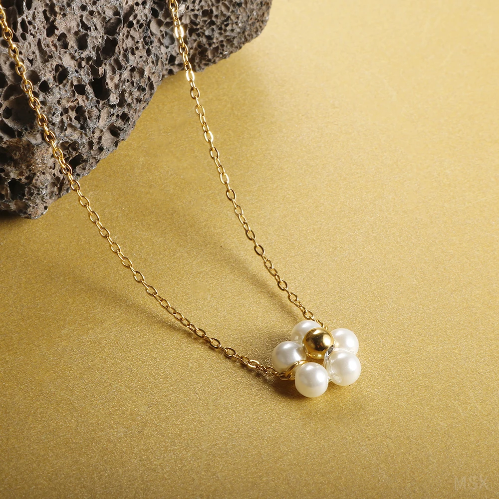 

Nature Freshwater Pearl Pendant Necklace for Women Cute Bead Ball Flower Drop Necklace Gold Plated Stainless Steel Jewelry