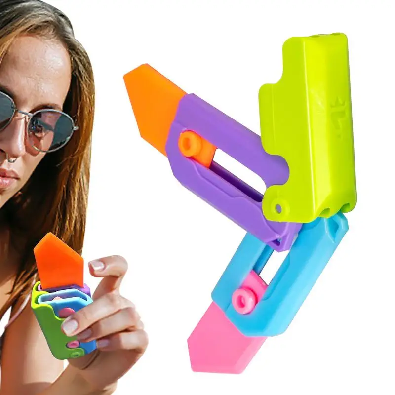 

3D Gravity Toy 2-in-1 3D Gravity Radish Knives Sensory Toys Stress Relief Toy Knives Radish Toy Gifts For Hand Gripper