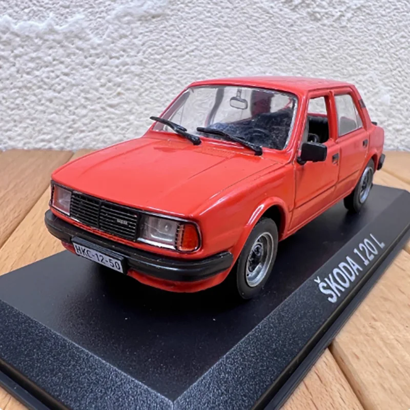 Abrex Škoda 110L 1/43 ミニカー シュコダ 世界限定100台 Abrex