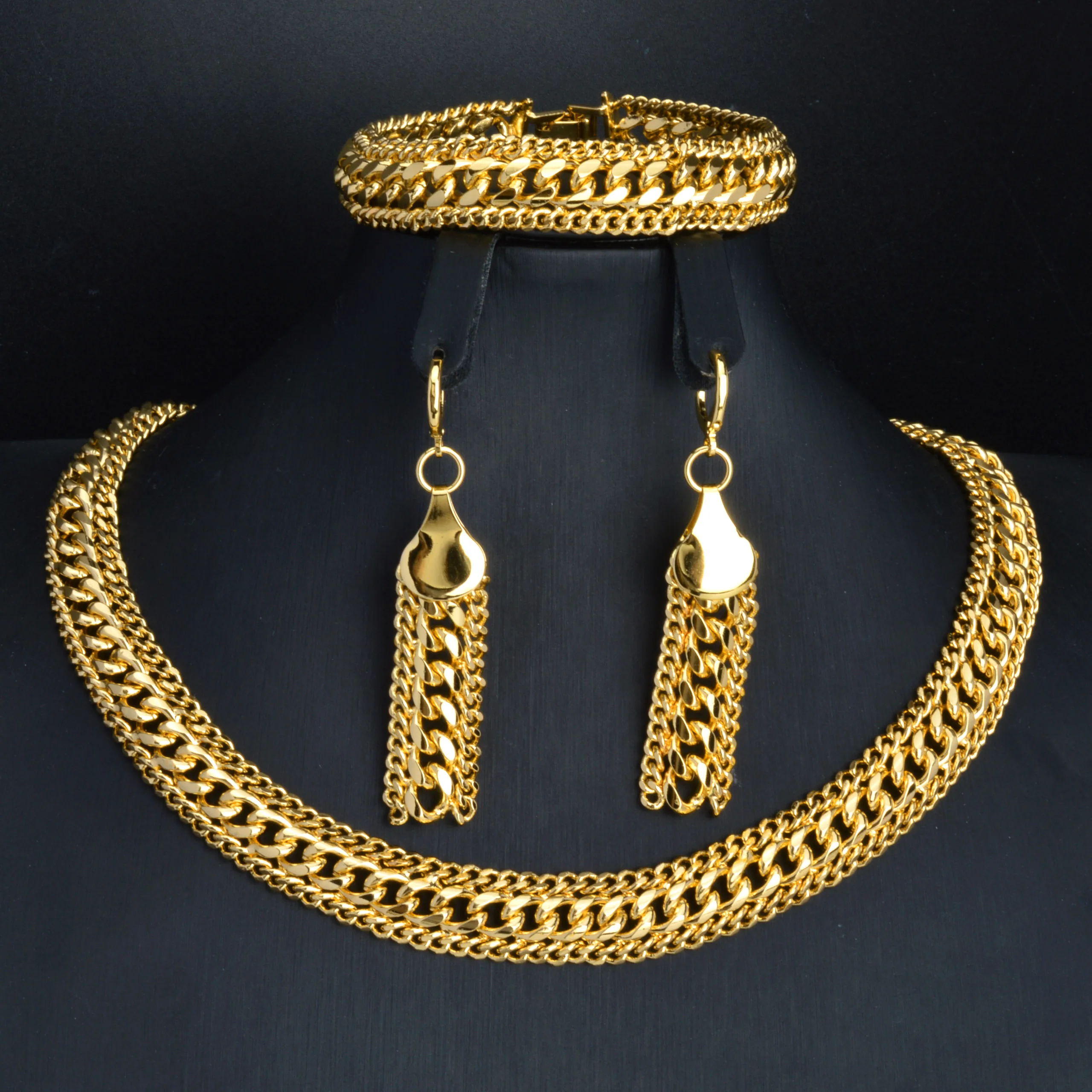 【上品】 Jewelry Sunny Set Bracelet Earrings Necklace Chain Chunky アクセサリー