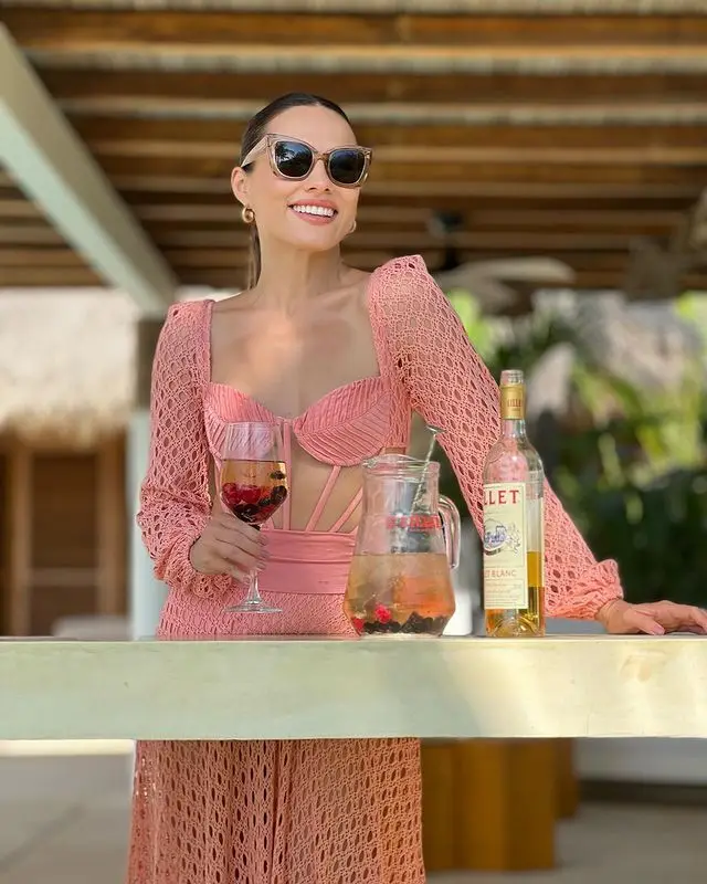 Long Sleeved Mesh Dress Swimwear Beach Outfits For Women Fashion Beachwear Solid Color 1 Piece Swimsuit Open Back Sexy 2023