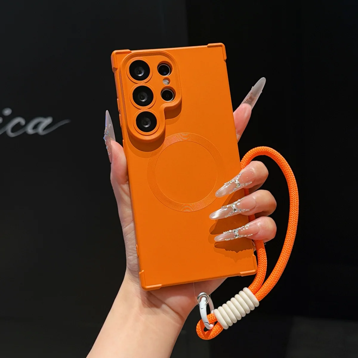 Right Angle Anti-Drop Soft Silicone Shockproof Phone Case with Lanyard and Magnetic Compatibility