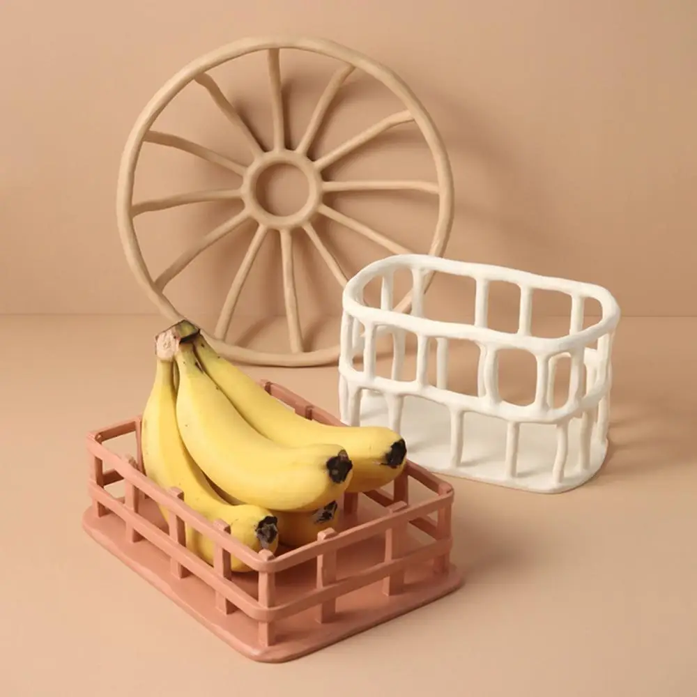 Brief Nordic Resin Hollow Fruit Tray Home Living Room Desktop Plate Snack Bowl Crafts For Shop House Cafe Festival Decoration 3