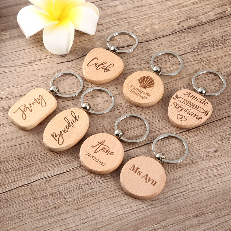 Custom Engraved wedding names Wood Key Chain -  Personalized Wood Heart Key Chain - Custom Gifts for wedding supplies gift