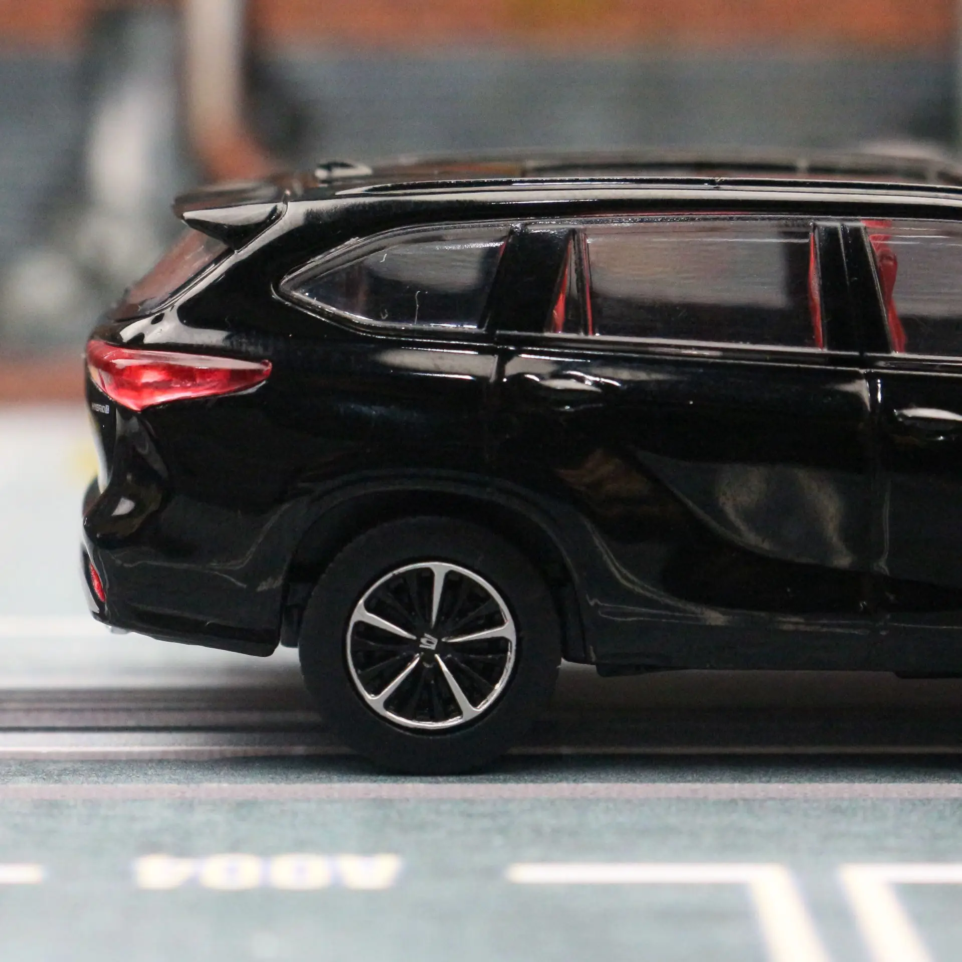 Toyota Chr Diecast Model トヨタ C-HR 1/43 スケール ミニカー 黒 1