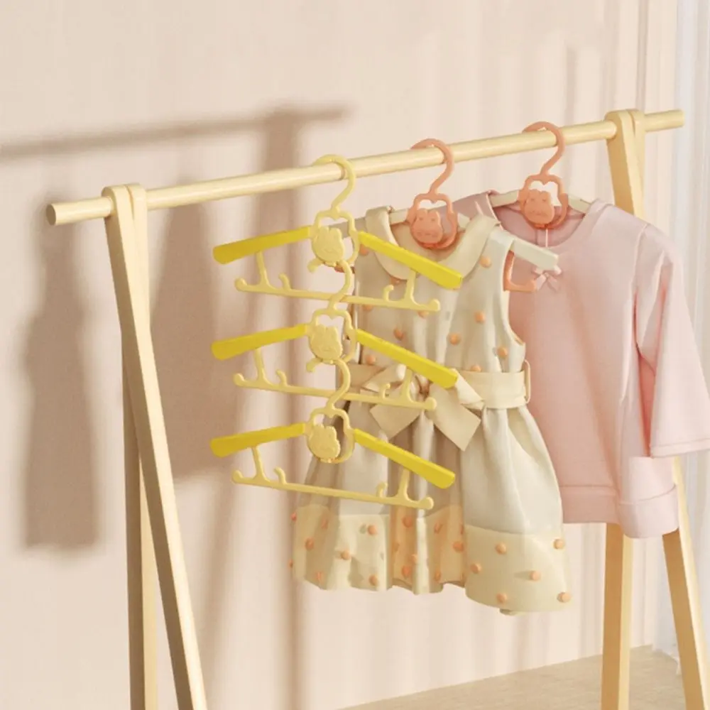 10Pcs Cute Plastic Telescopic Baby Hangers Non-slip Space Saving Child Clothes Hanger Windproof Kids Coat Hanger Kids Room 4