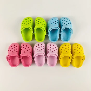 작고 귀여운 3D 미니 샌들 슬리퍼, 사랑스러운 플라스틱 비치 신발, 악어 구멍 애완 동물 신발, 키 체인 가방 장난감, 8cm 인형 신발, 2 개/쌍