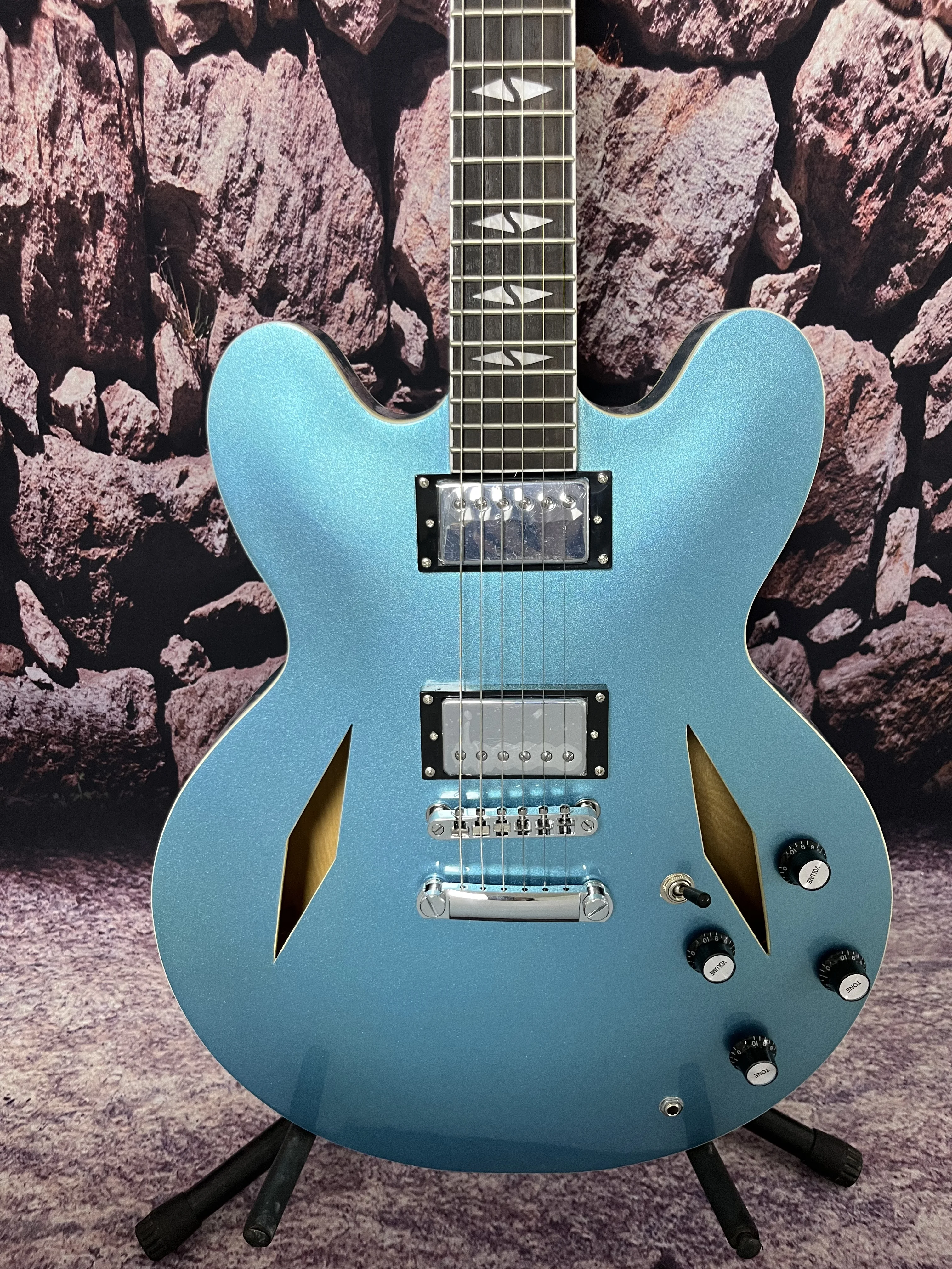Factory customization electric guitar DG335 metal blue color semi-hollow body