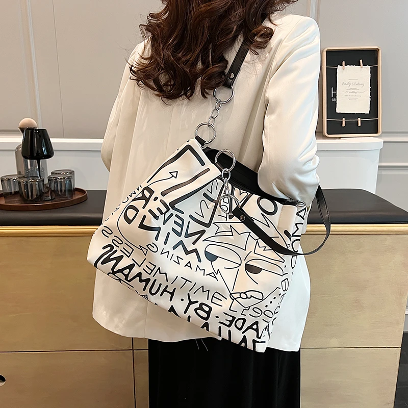 

Women's Large Capacity Niche Cute Korean Style Canvas Tote Bag College Students One Shoulder Portable School Hand Bags for Women