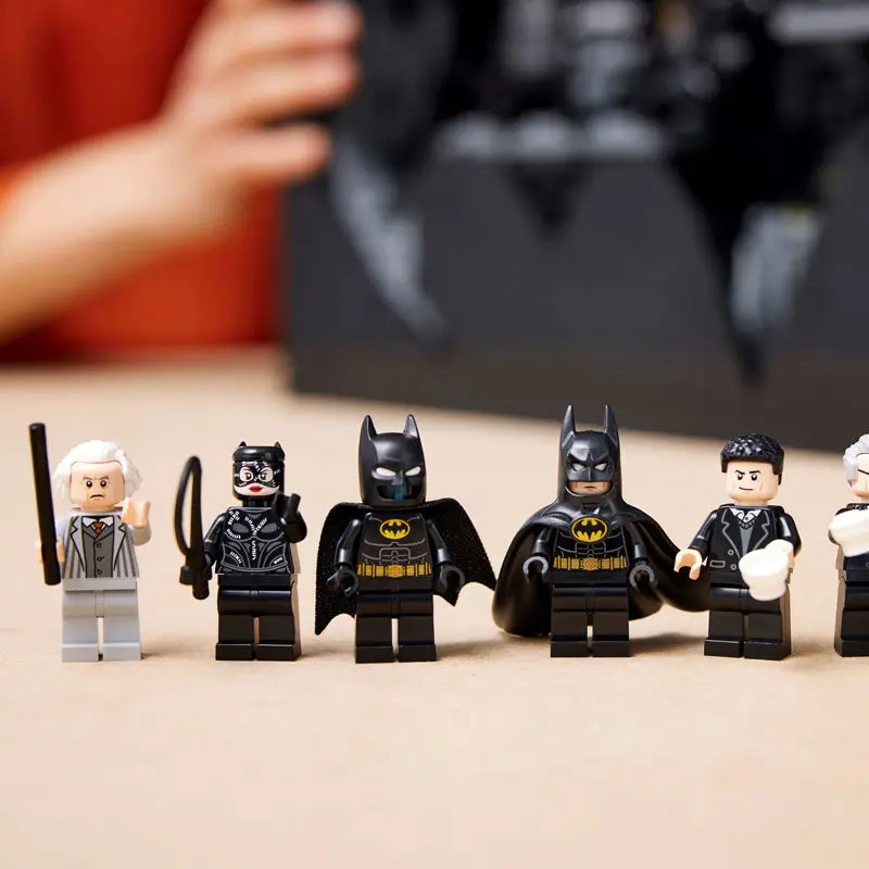 Lego 76252 Batcave™ Shadow Box Building Blocks Model Toys for 