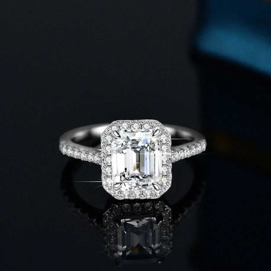 Рисунок 4 - Кольцо с бриллиантом 3 карата