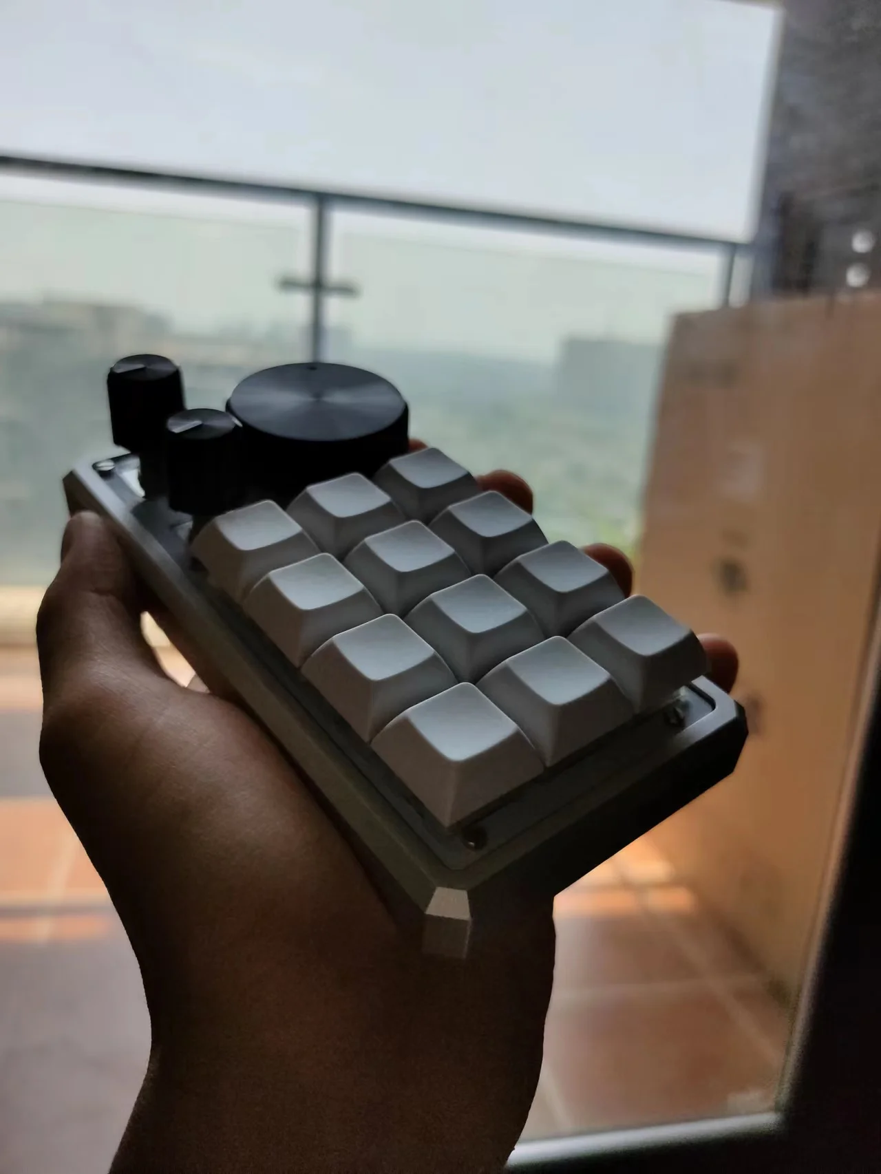 Nova Caixa de Alumínio Cnc para Teclado Macro Cxt 12e3 - Imagem 3