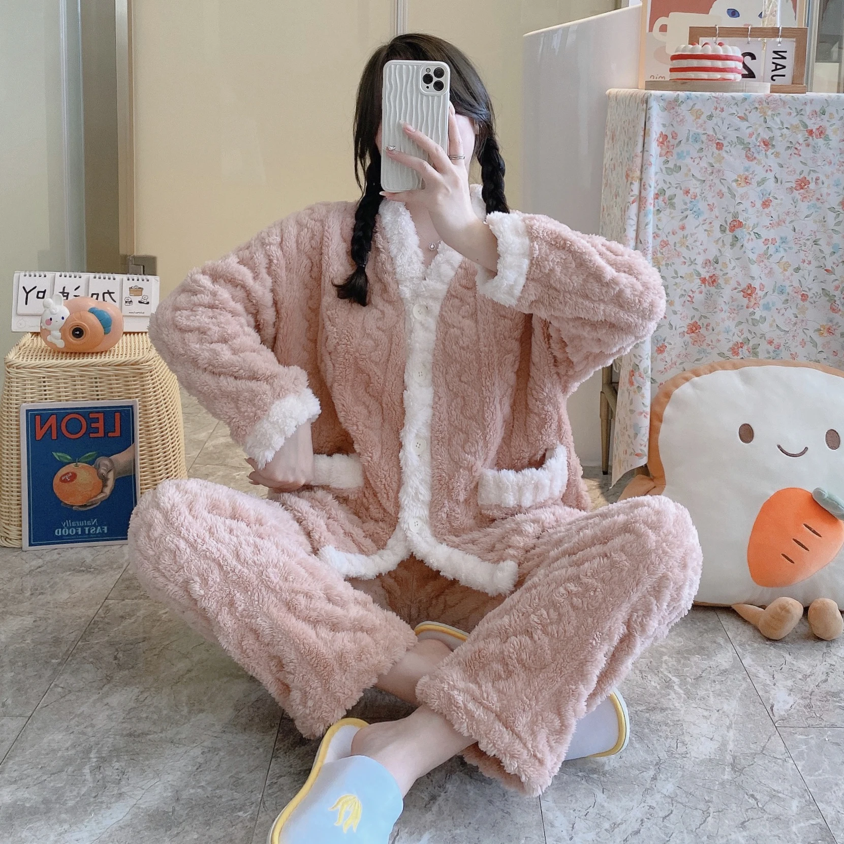 Pajamas Women's Autumn and Winter Pajamas Thickened and Warm Long Plush Jacquard Cute and Sweet Cardigan V-neck Home Fur Set