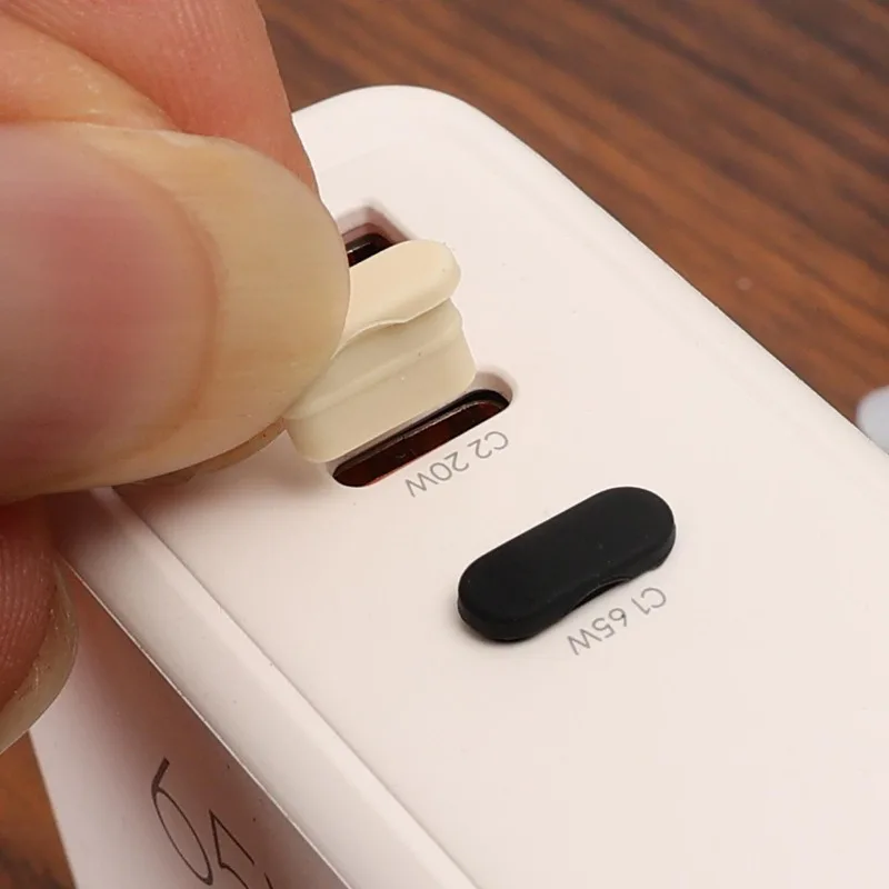 5/50개입 타입 C 방진 플러그 실리콘 USB C 충전 포트 먼지 커버 보호대 아이폰 17 15 16 삼성 갤럭시 S26 먼지 플러그