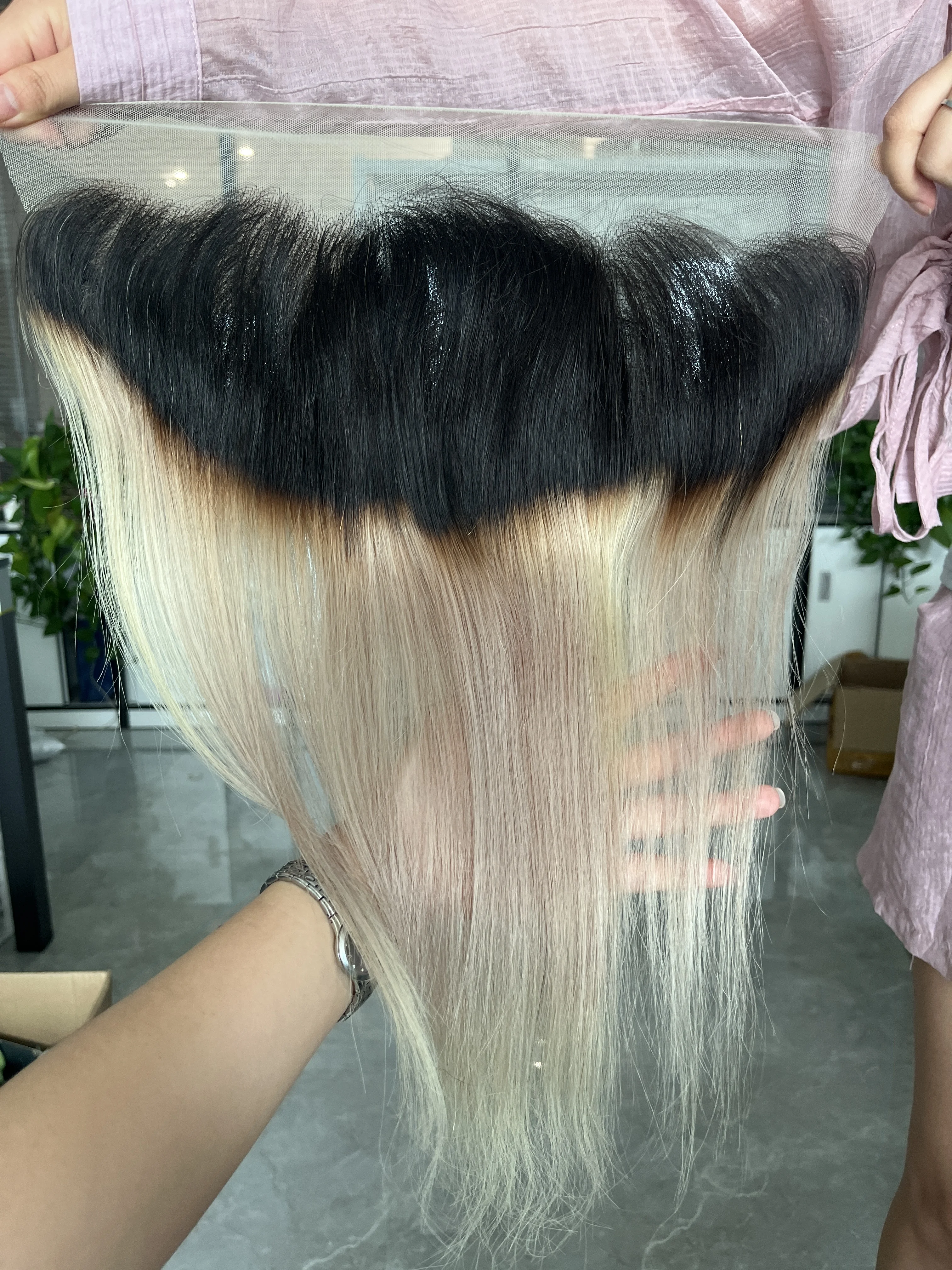 Ombre Grey Blonde 13x4 Lace Frontal Closure Straight 100% Human Hair Pre-Plucked Transparent Lace Free Part Remy Hair BOBBI