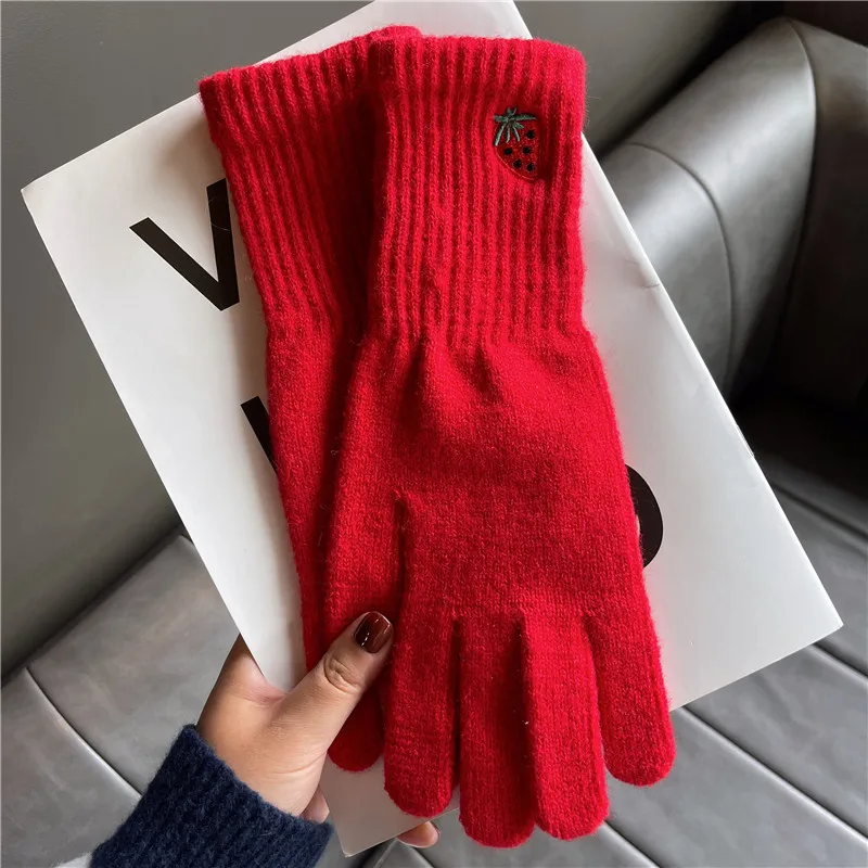 

Оригинальные модные перчатки с принтом клубники, трикотажные перчатки для сенсорного экрана, зимние плотные и теплые перчатки для взрослых мужчин и женщин