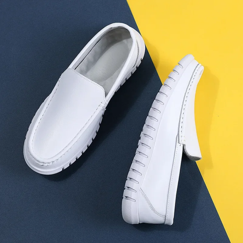 2025 Spring New White Men Casual Shoes Soft Leather Comfortable Doctor Nurse Work Flats Business Loafers Men Designer Shoes 4
