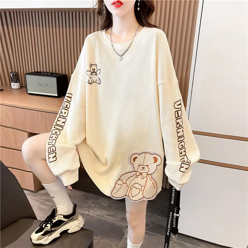 Loose Round Neck Comfortable Top Women Autumn New Long Sleeve Korean Bear Pattern Medium Length Pullover