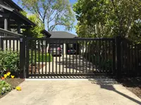 Factory Wholesale Latest Iron Gate Designs Iron Gate Lock Wrought Iron Gate 2