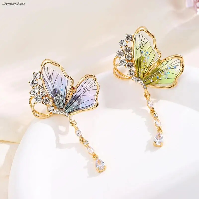 

1pc Transparent Green Acrylic Brooch Butterfly Crystal Rhinestone Insect Jewelry Suit Pin For Women Men Gift